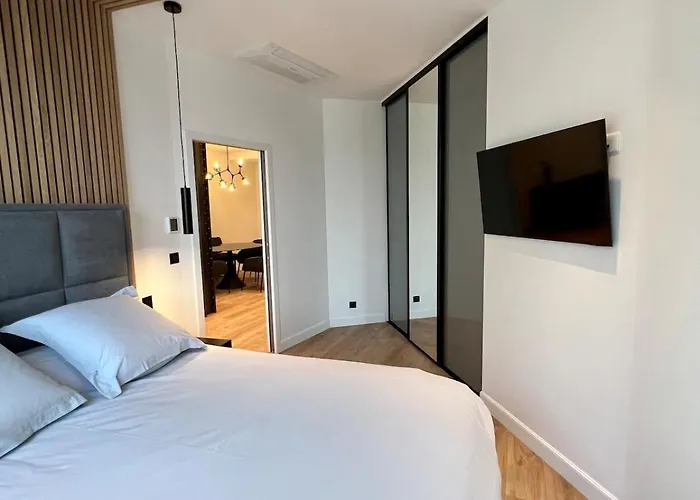 Spacious Newly Renovated Loft With Ac Appartement *