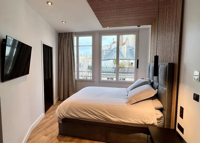 Spacious Newly Renovated Loft With Ac