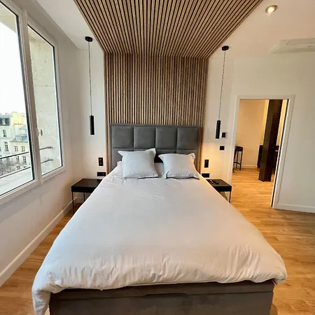Spacious Newly Renovated Loft With Ac
